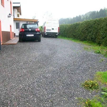 Renate בית אירוח